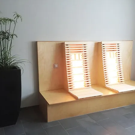 Spacious In In Nature Park * بولندورف
